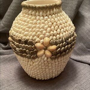 Elegant Cream and Brown Shell Vase